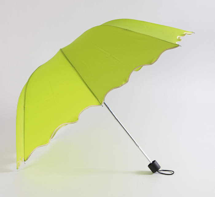 三折四節阿波羅荷葉邊雨傘
