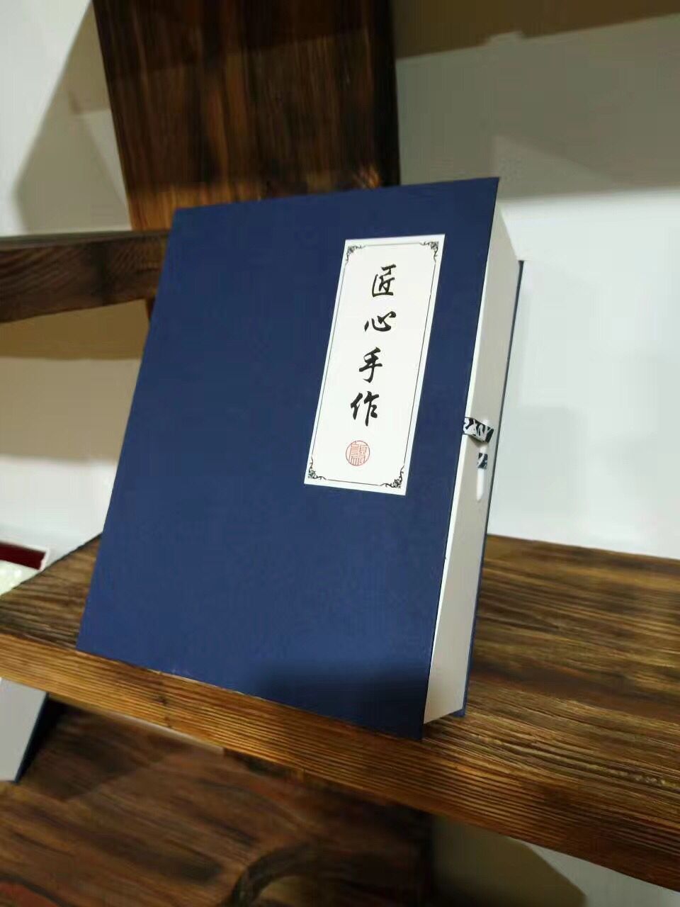 手繪白色美人杯、茶杯
