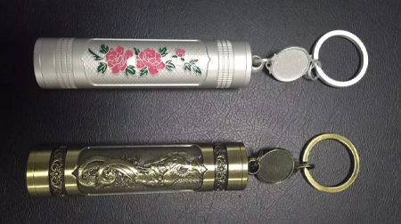 新款全路合金印花紋移動(dòng)電源