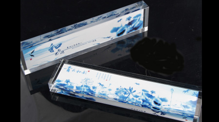 水晶鎮尺（青花瓷）